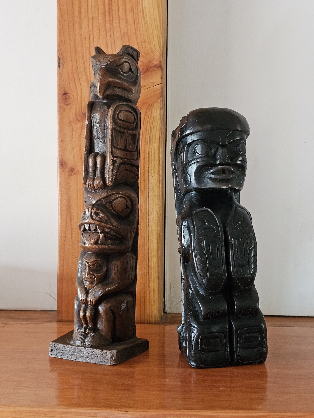 Vintage Mid-Century Pacific Northwest Totem Pole Souvenir Candles